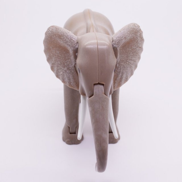 Playmobil 30652240 Olifant Volwassen - Elephant Adult ,  groot uit kunststof in de kleur grijs. Geschikt vanaf 3+.